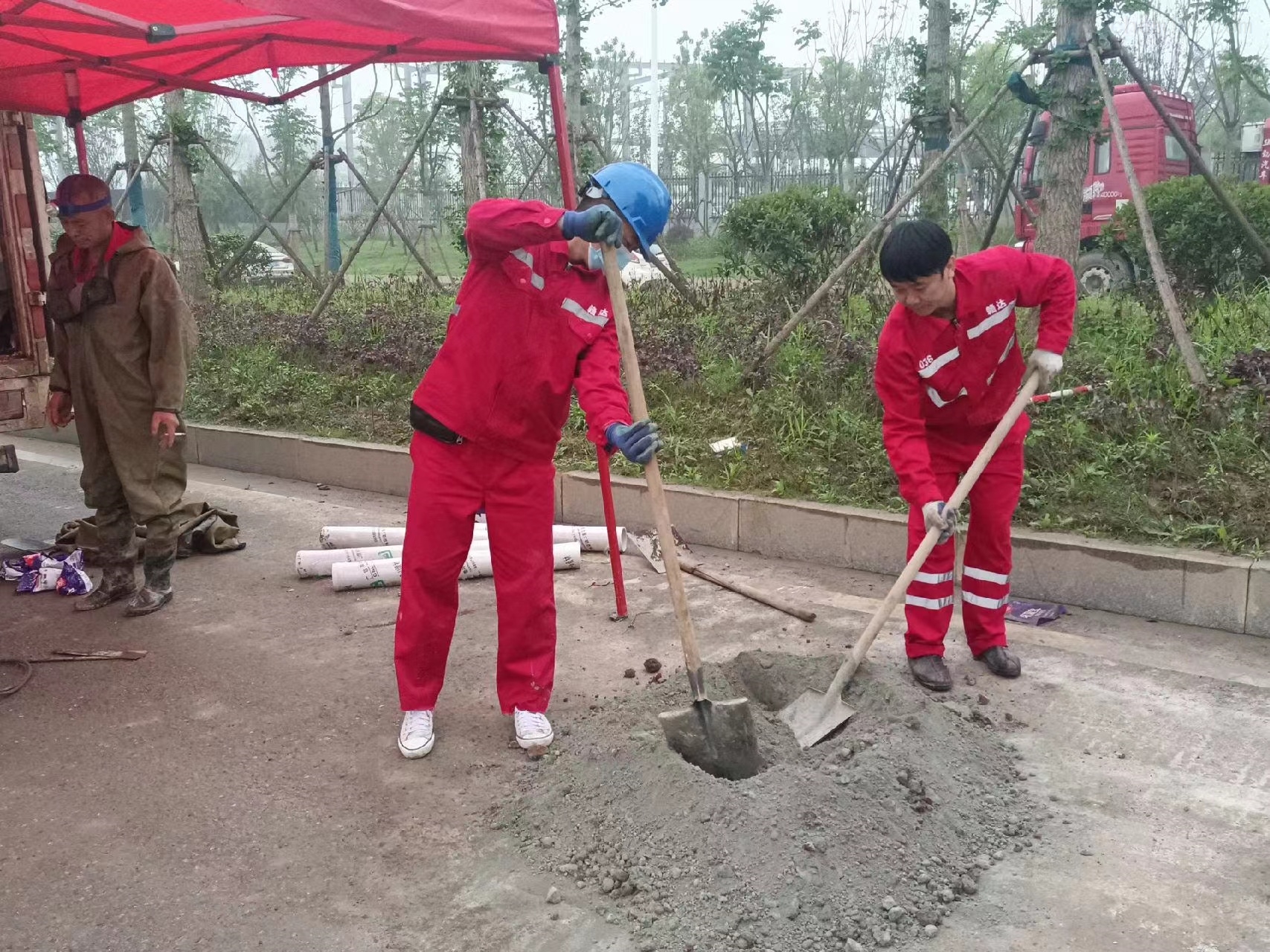 栾城管道疏通哪家好】及时进行市政管道清淤